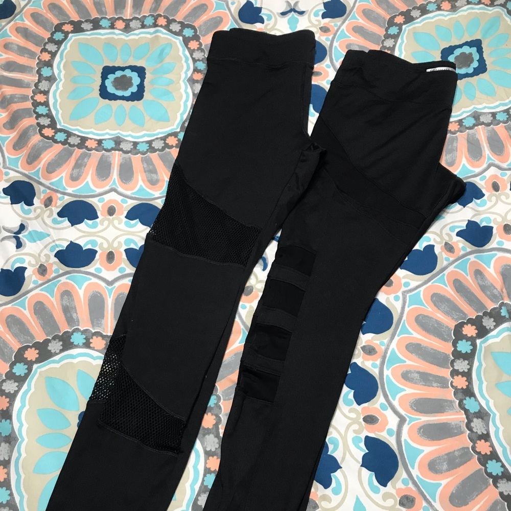 2 pairs mesh cut out leggings🌸